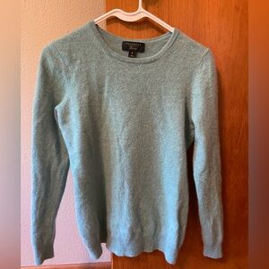 100% Cashmere Charter Club sweater